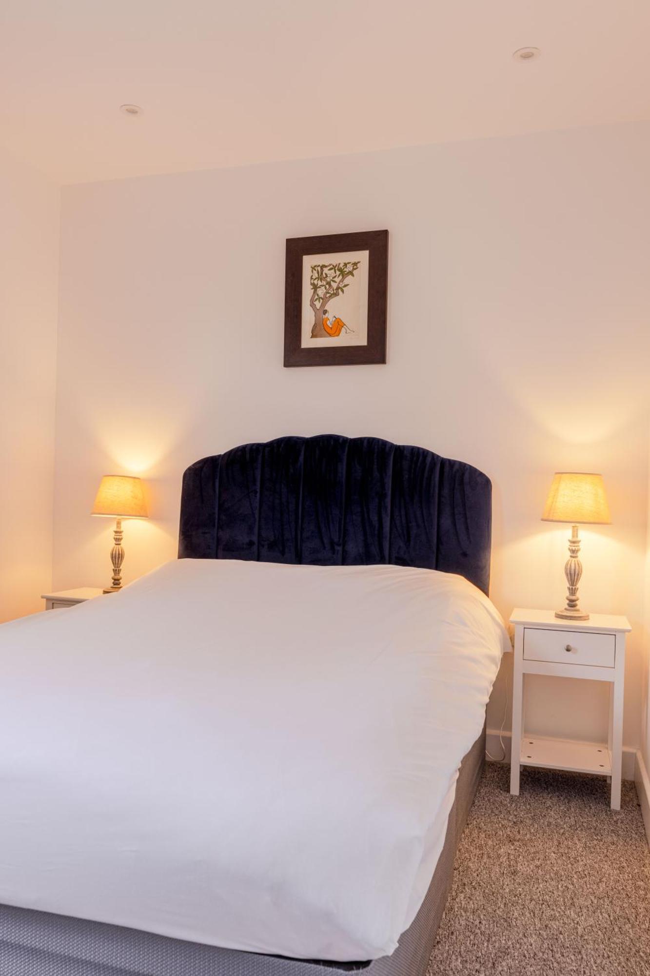 Boutique Vertigo Apartment Central Kingston/London 킹스턴어폰템스 외부 사진